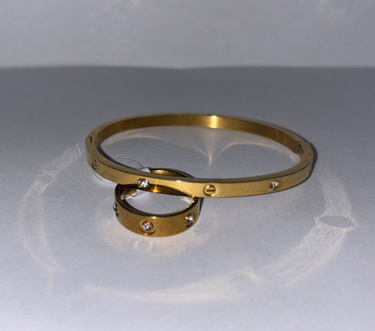 Pack 6 pièces (2 colliers, 3 gourmettes et une bague)