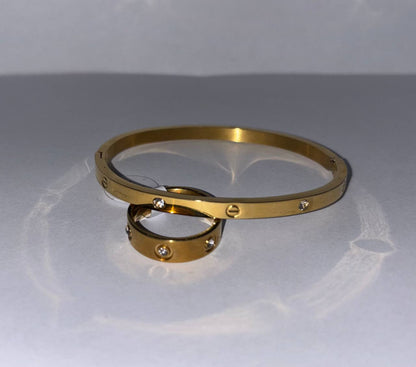 Pack 6 pièces (2 colliers, 3 gourmettes et une bague)