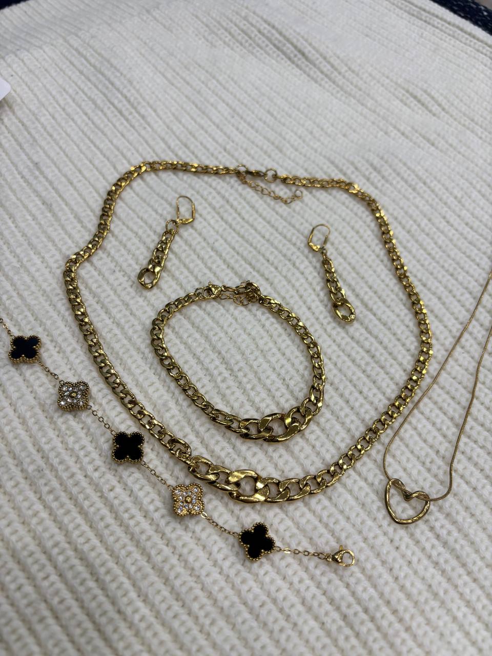 Parure Élégance Dorée – Style intemporel & double cadeau exclusif ✨