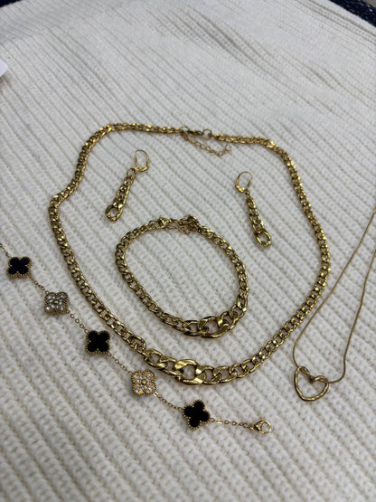 Parure Élégance Dorée – Style intemporel & double cadeau exclusif ✨