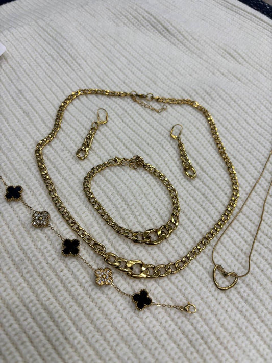 Parure Élégance Dorée – Style intemporel & double cadeau exclusif ✨